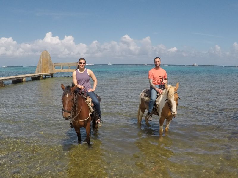 Horseback Riding in Roatan, Honduras