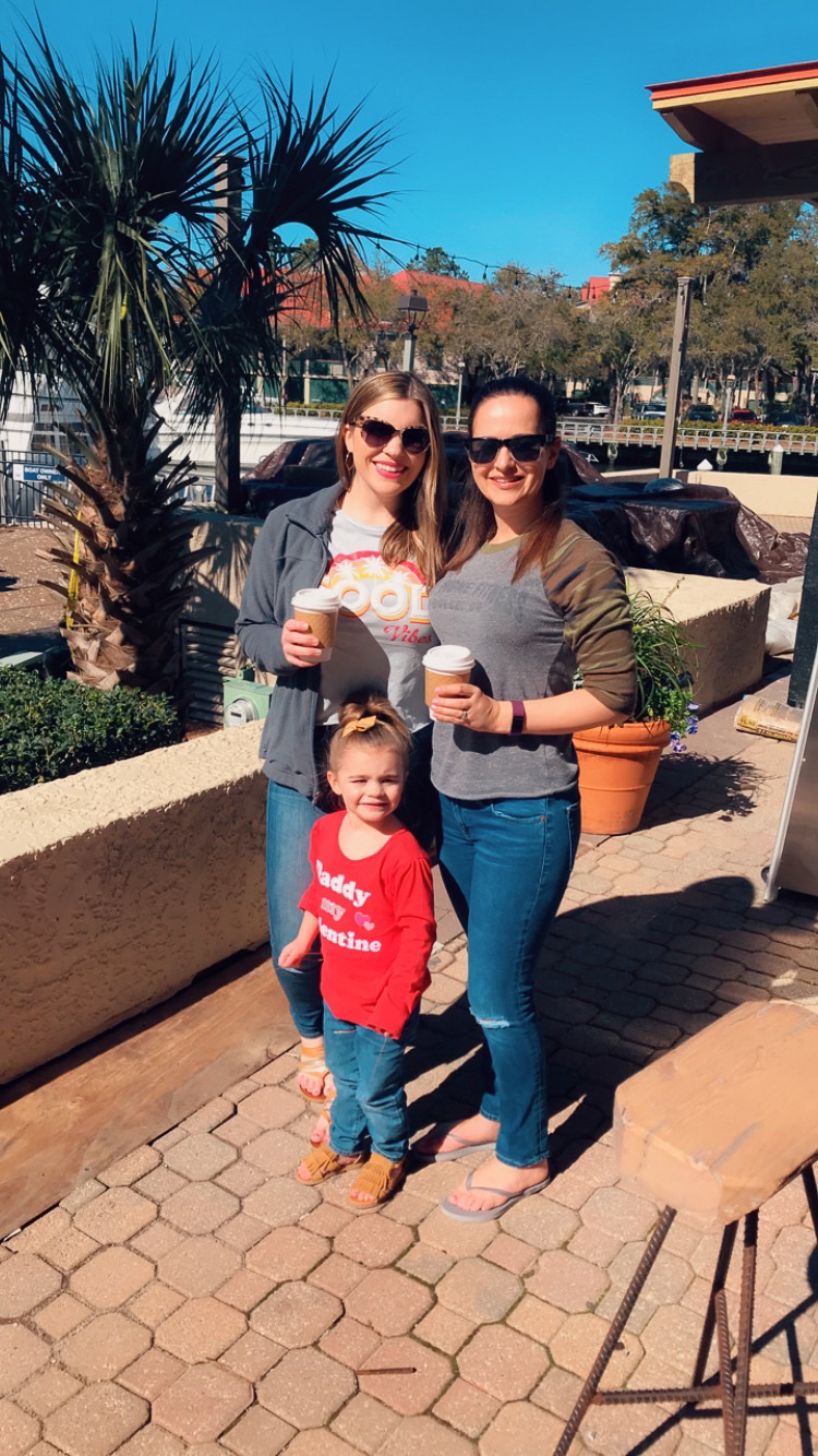 Coffee & Friends